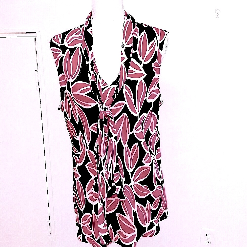 Nine West Pink Tulips Sleeveless Blouse size XL